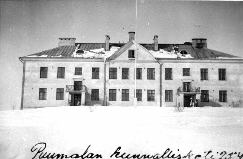 dia19.jpg - Pyhäjärven (Vl.) iv.asema siirtyi 13.3.40 Puumalan Pirttimäkeen kunnalliskodin rakennukseen, jossa aloitti toimintansa 25.4.40