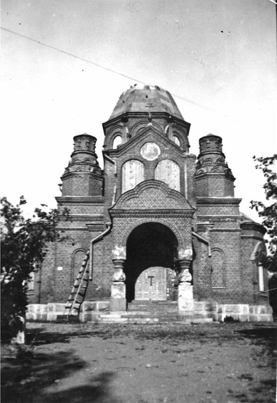 dia27.jpg - Hyrylän iv.asema sijoittui  ortodoksisen kirkon torniin, josta oli purettu ylin osa. (1941)
